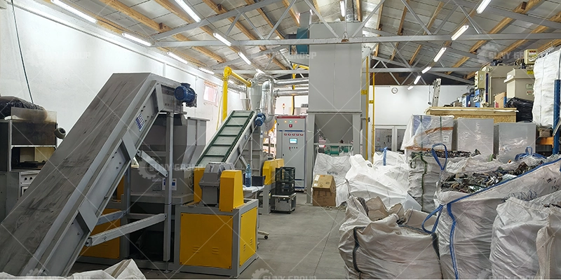 Romanian Circuit Board Crushing Separating Line2