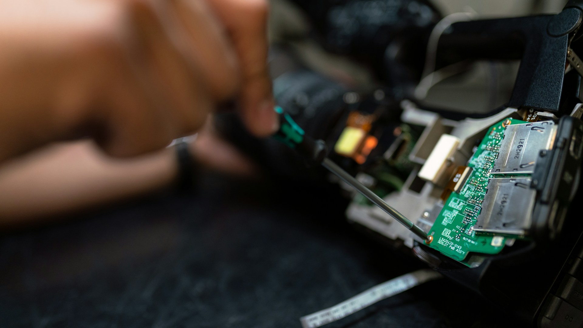 High-efficiency pcb crushing and sorting  line
